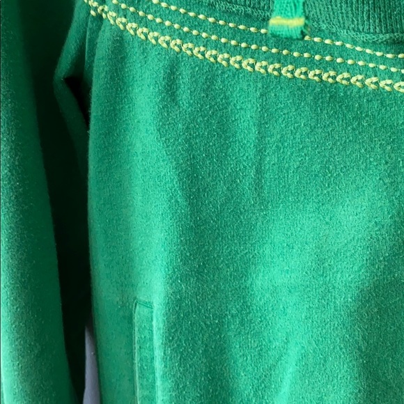 Lululemon sweater. - Picture 4 of 4